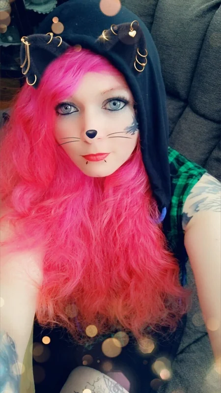 Rainbowwolf4207 OnlyFans Profile