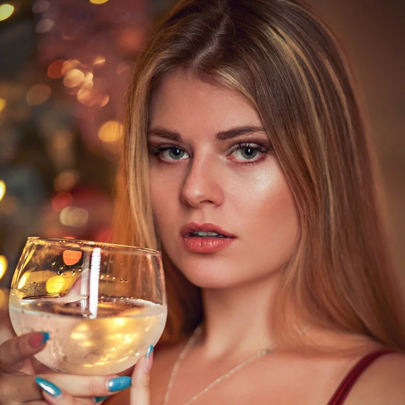 Rheia Sexy College Girl Custom Queen OnlyFans Profile