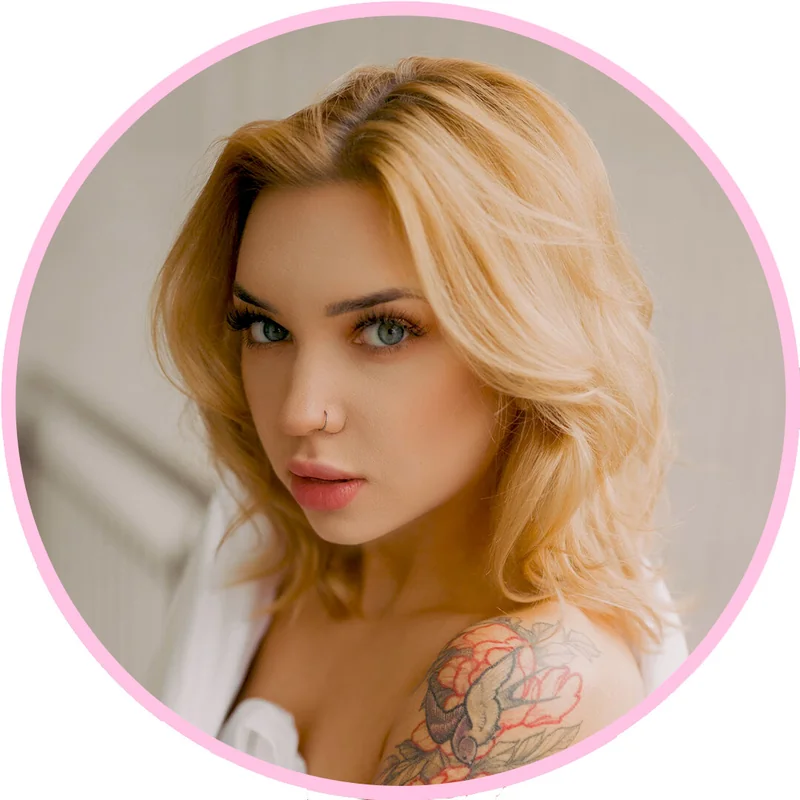 Roxy Loove One and only! OnlyFans Profile