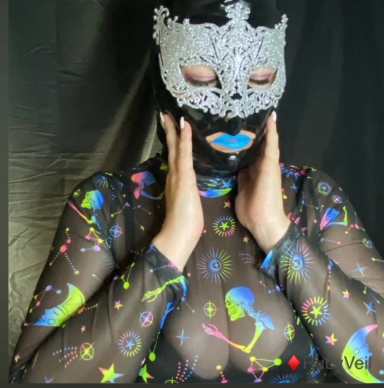 Ruby Veil - OnlyFans Creator Profile Picture