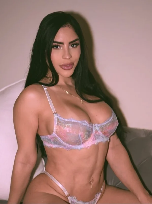 Sabrina XXX OnlyFans Profile