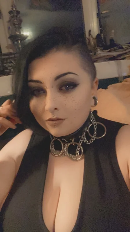 Sagegothicc OnlyFans Profile