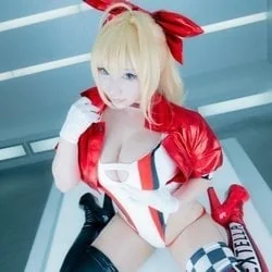 saku OnlyFans Profile