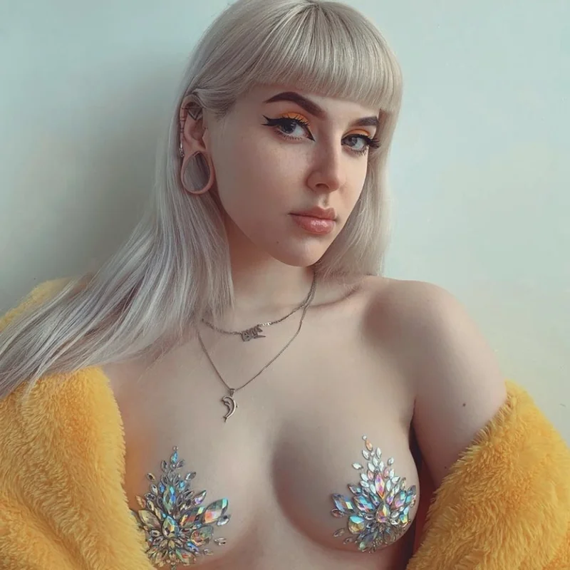 Salvia Tate OnlyFans Profile