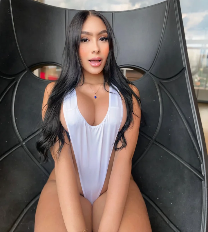 Samie Vera - OnlyFans Creator Profile Picture