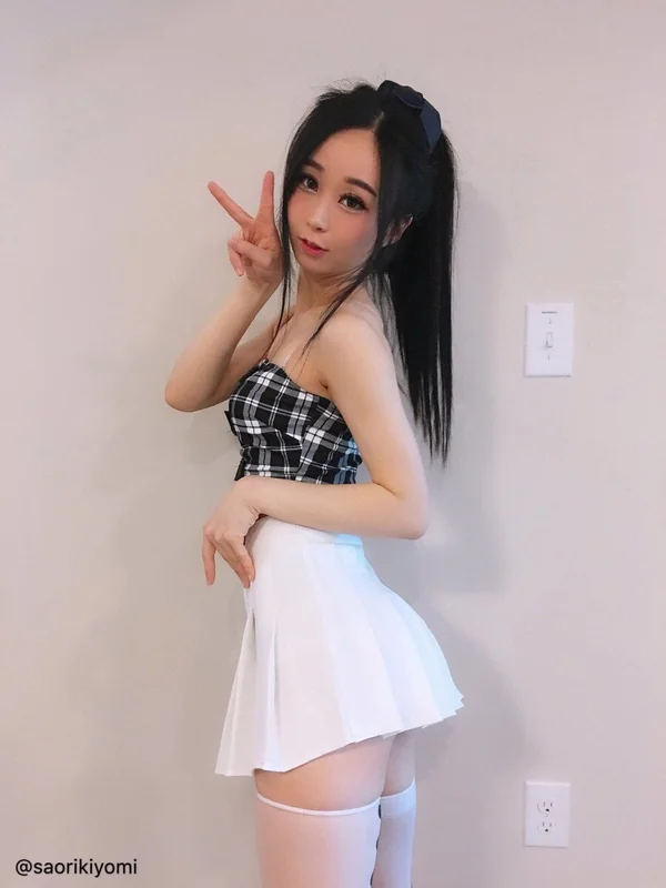 Saori Kiyomi OnlyFans Profile