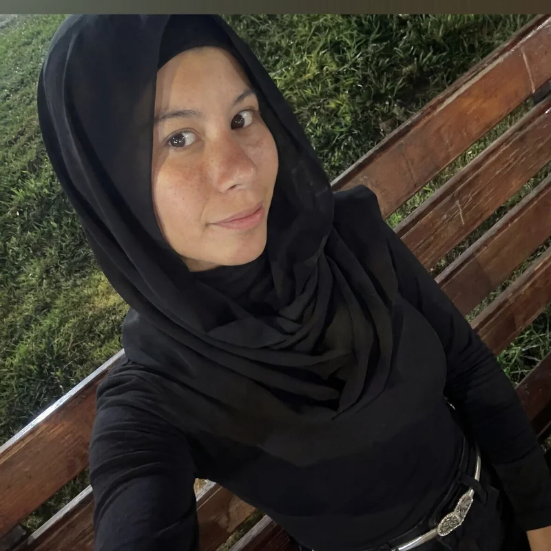 Sarah OnlyFans Profile