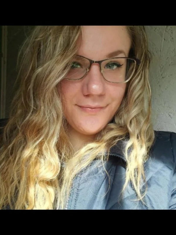 Sarahtineke OnlyFans Profile