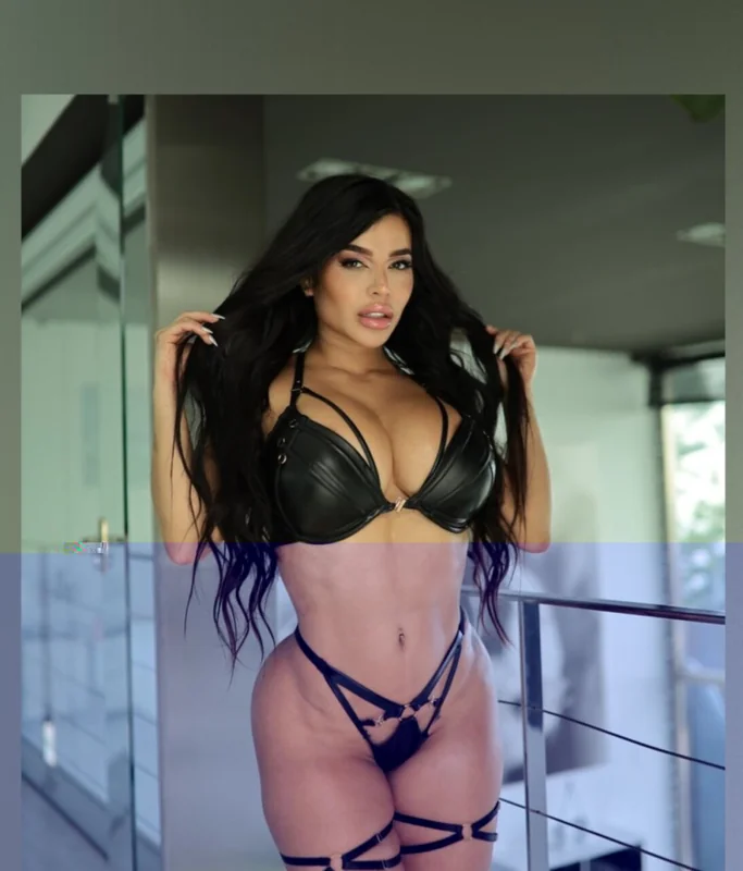 SARA RETALI LATINA SQU!RT QUEEN OnlyFans Profile