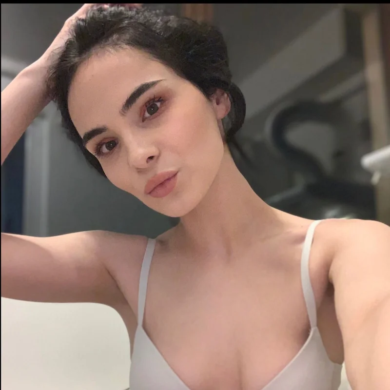 Sasha Baker OnlyFans Profile