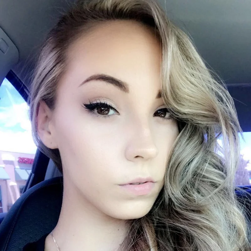 TheSashaFoxxx OnlyFans Profile