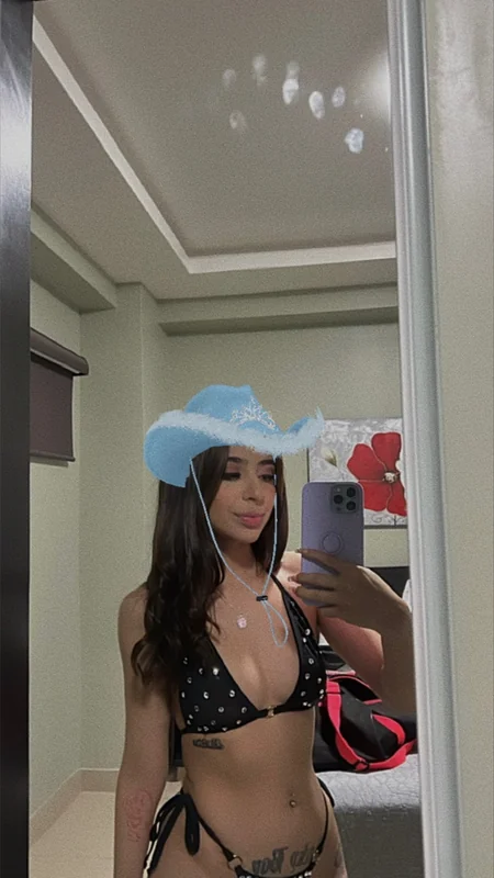 Solene Ross - OnlyFans Creator Profile Picture