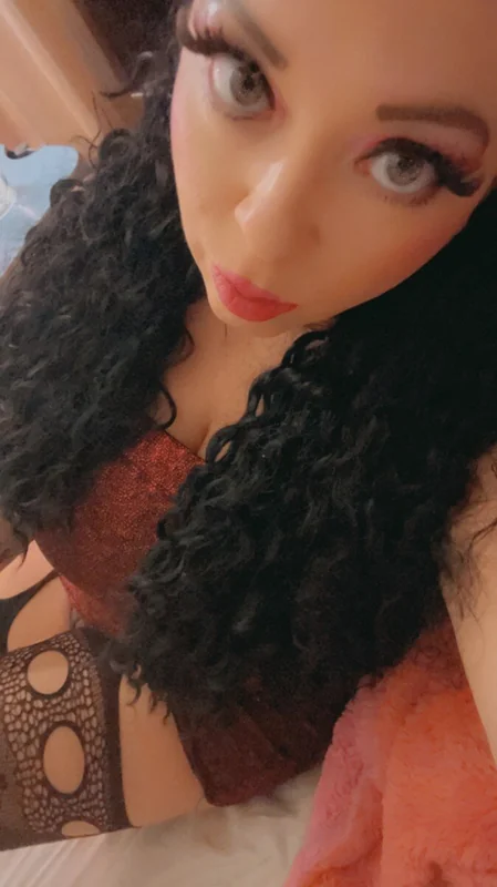 Starrie Nights OnlyFans Profile