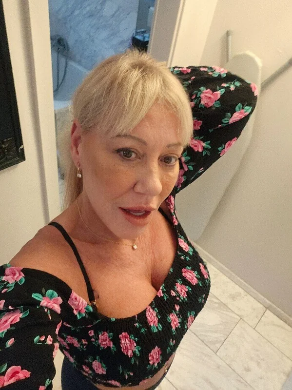 Susanagangbang69 OnlyFans Profile