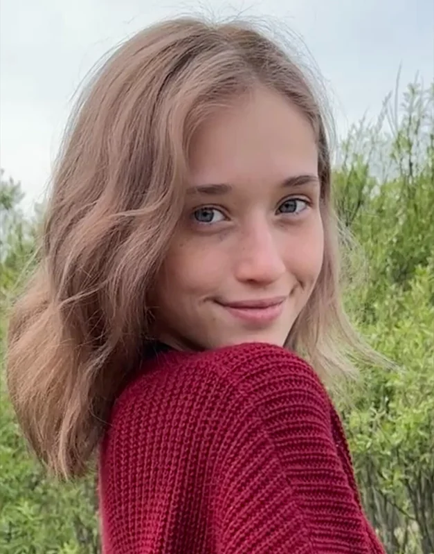 Mia OnlyFans Profile