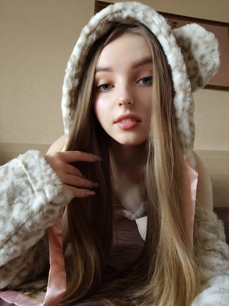 Tati little Girl (@tati_girl18) OnlyFans college girl (student) creator profile photo