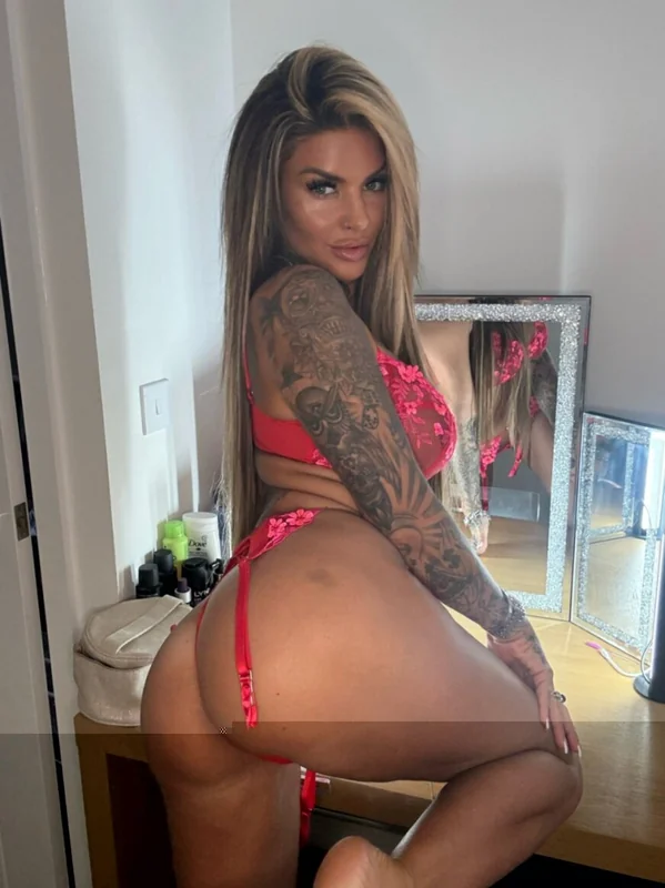 Tattooed kayleigh wanless OnlyFans Profile