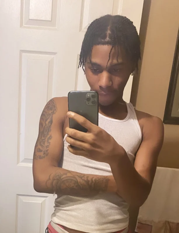 Tee Shlongz OnlyFans Profile