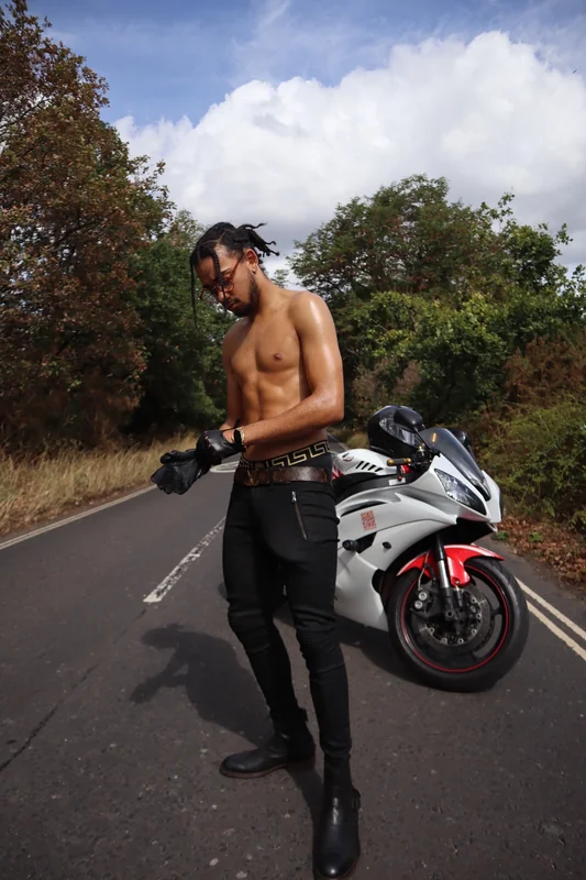 Thatguyalecx OnlyFans Profile