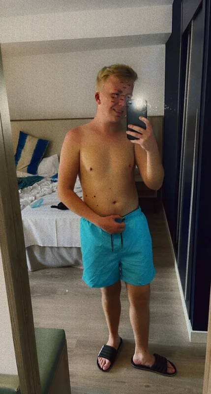 U12981027 OnlyFans Profile