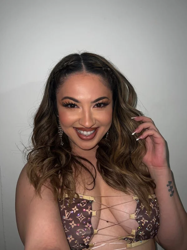 Lollipop OnlyFans Profile