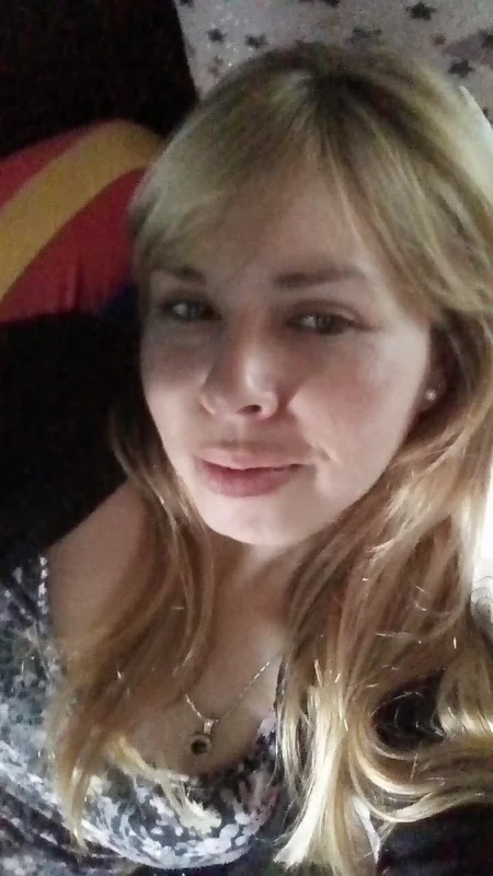 Laura Caňiza OnlyFans Profile