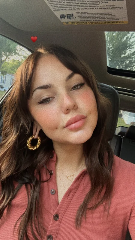 Sabrina OnlyFans Profile