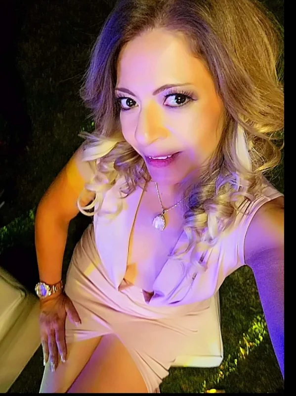 Dra.Corazon OnlyFans Profile