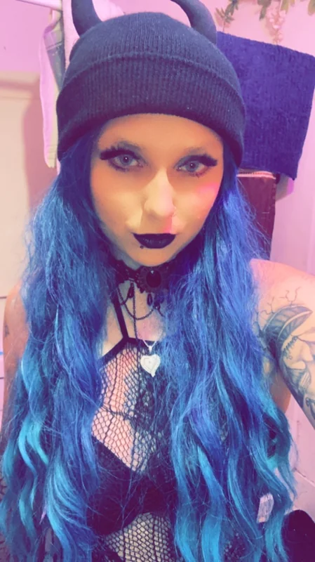 xxAphroditexx OnlyFans Profile