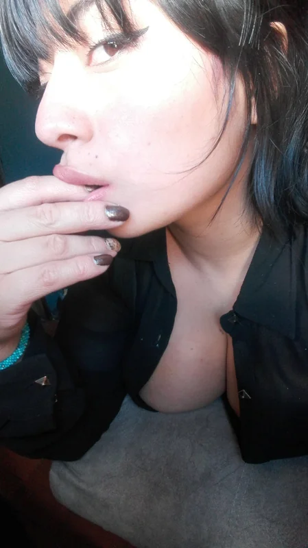 Vino Caliente OnlyFans Profile