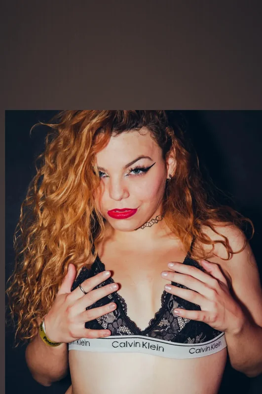 Rosa OnlyFans Profile