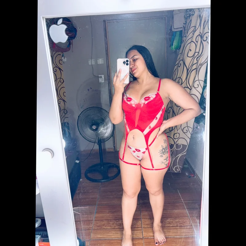 Alejandraa zapata OnlyFans Profile