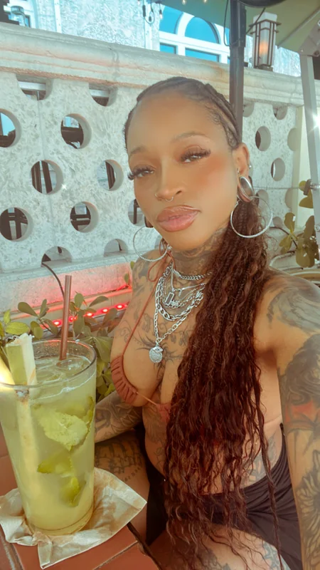 BellaDomma - OnlyFans Creator Profile Picture