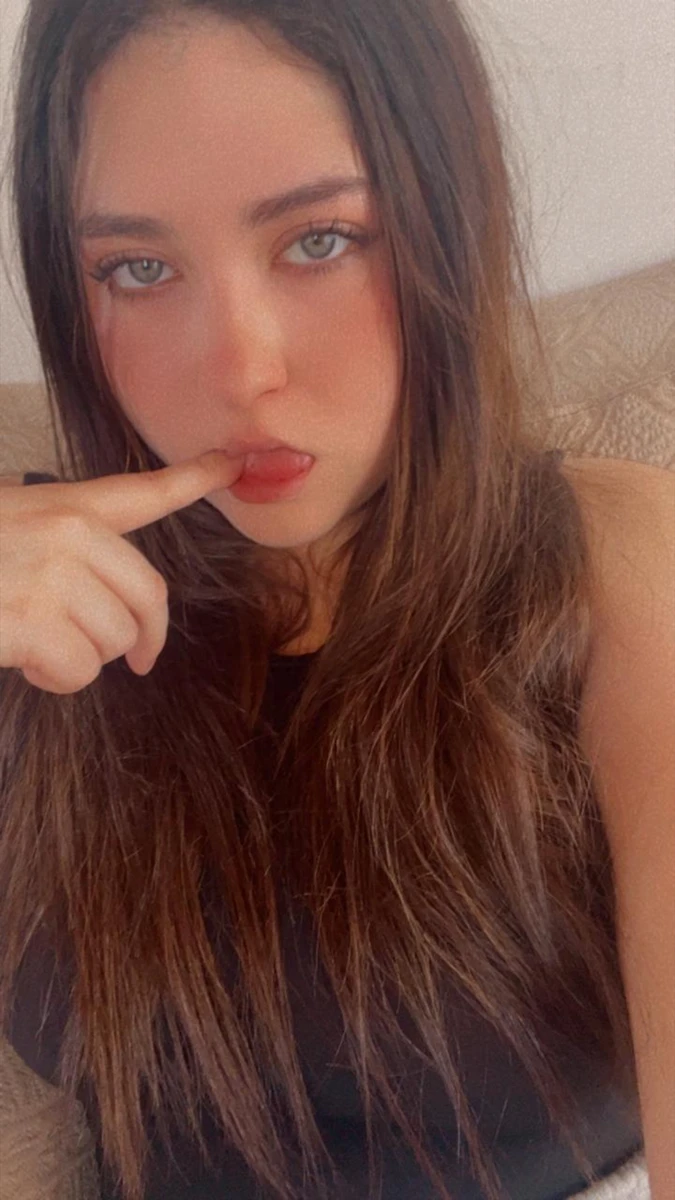 Valentina (@valeuwu00) OnlyFans sexting creator profile photo