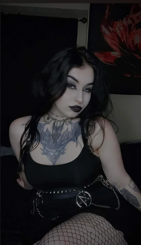 Valkyrienyctalus OnlyFans Profile