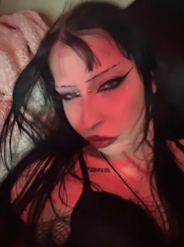 vampire petttt OnlyFans Profile