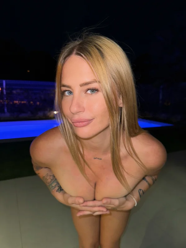 Vanessa Viviene OnlyFans Profile