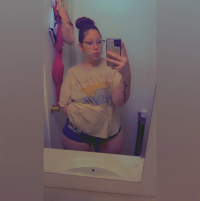 vee - OnlyFans Creator Profile Picture