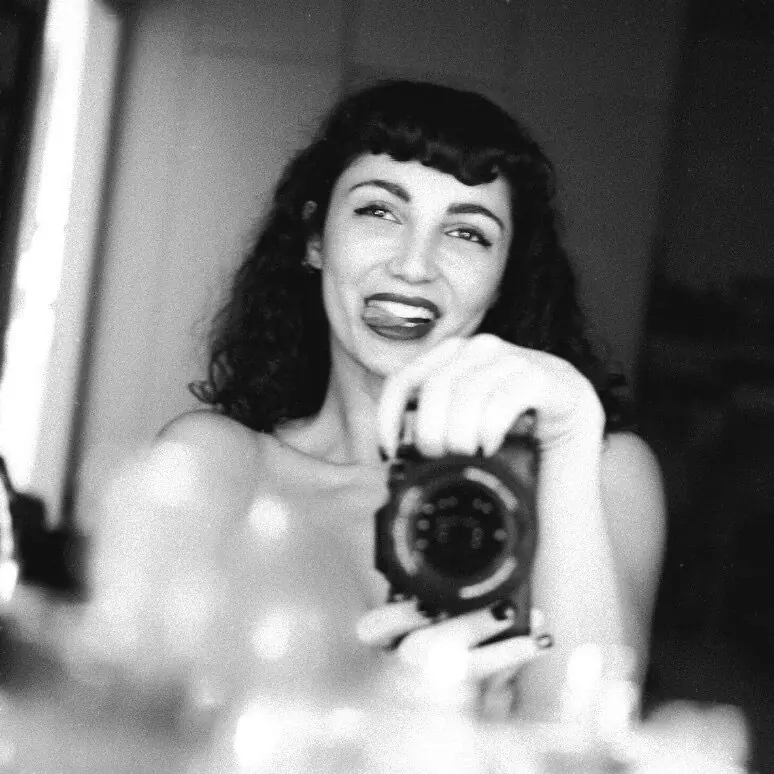 Venus in jeans OnlyFans Profile