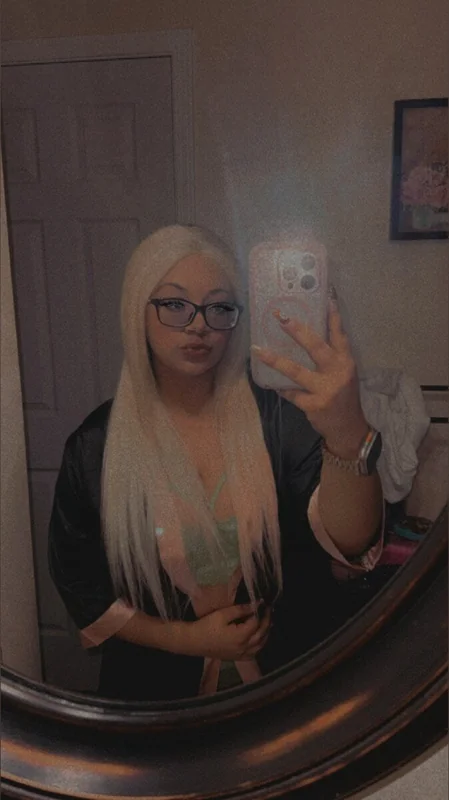 Victoriacenteno OnlyFans Profile