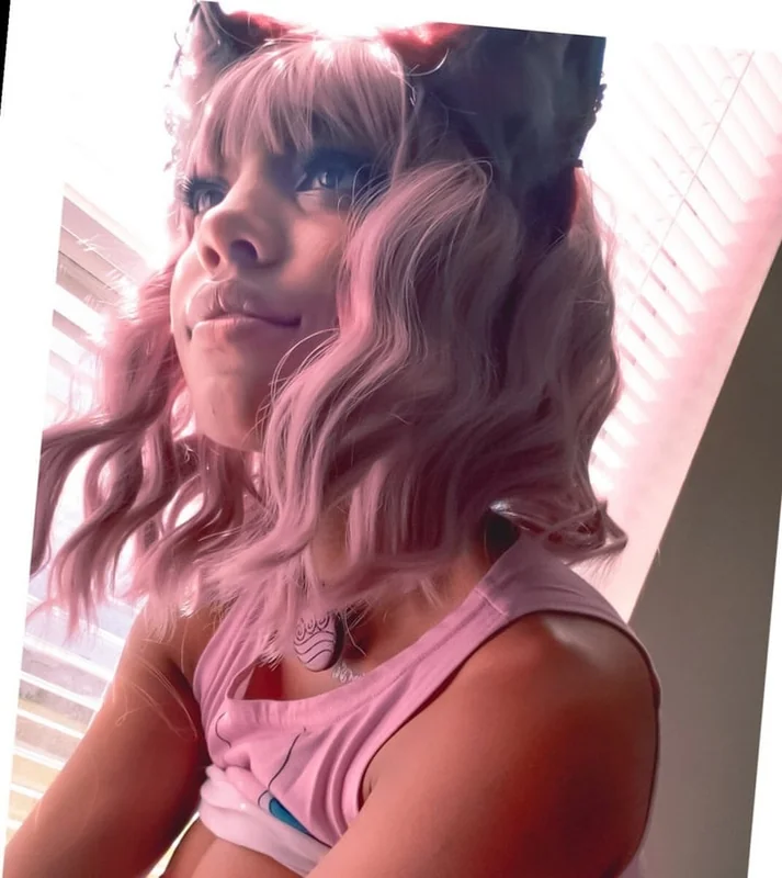 Violetcosplay OnlyFans Profile