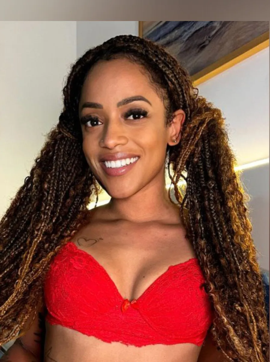 Brazilian Hot Mom OnlyFans Profile