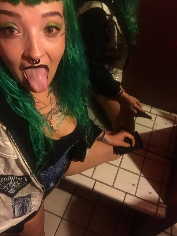 whiskertits OnlyFans Profile