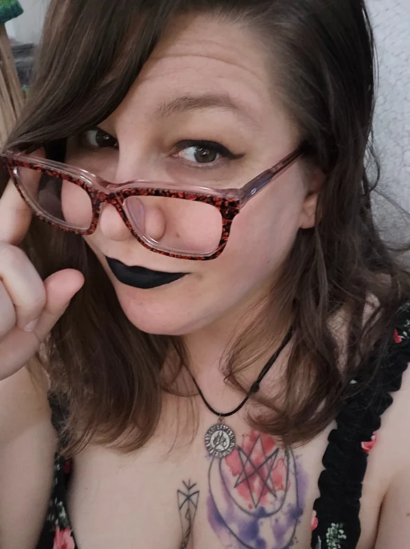 Meri OnlyFans Profile