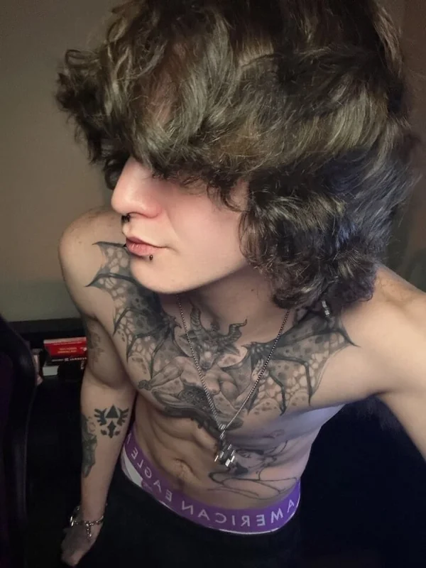 Wtftkris OnlyFans Profile