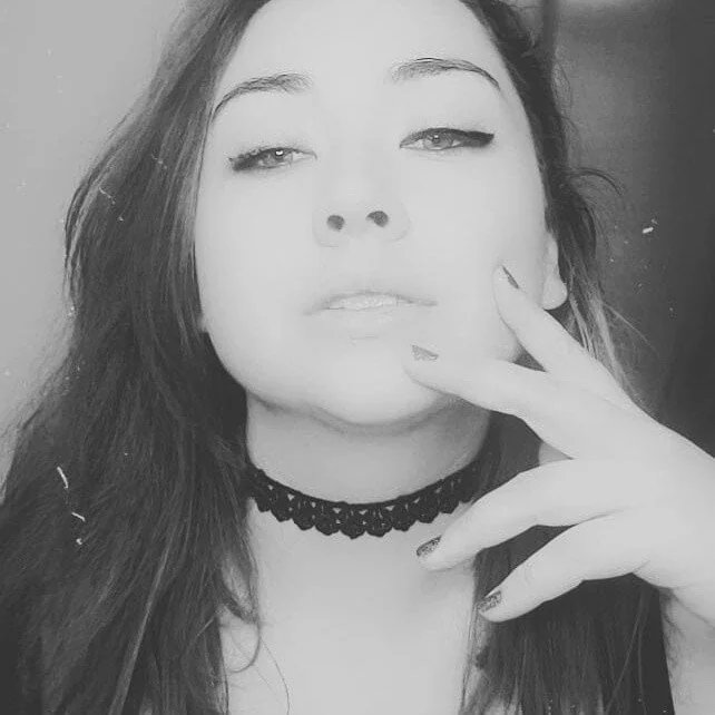 Xirishxeyesx OnlyFans Profile