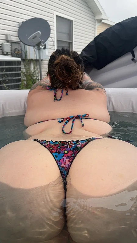 Tatted baddie OnlyFans Profile