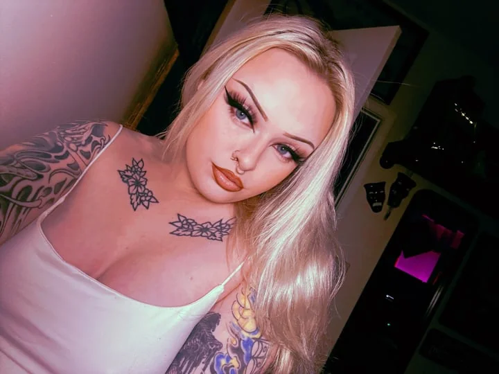 Yelahlittle OnlyFans Profile