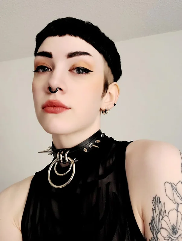 Yourlilandroboy OnlyFans Profile