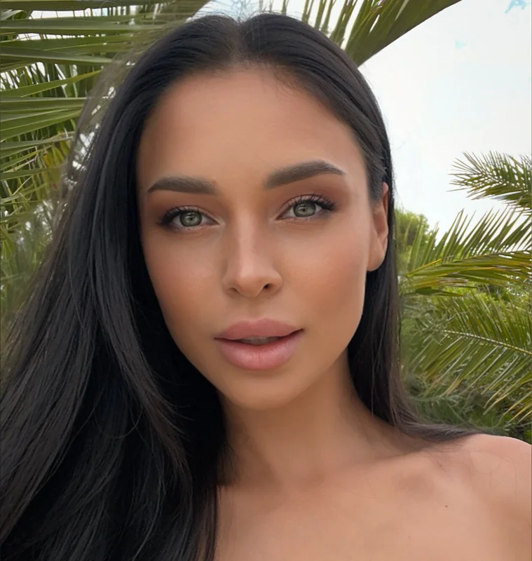 Mila Moore OnlyFans Profile